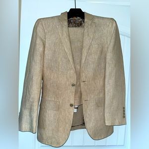 Men’s Joseph Abboud Tan linen 36r suit. Like new.